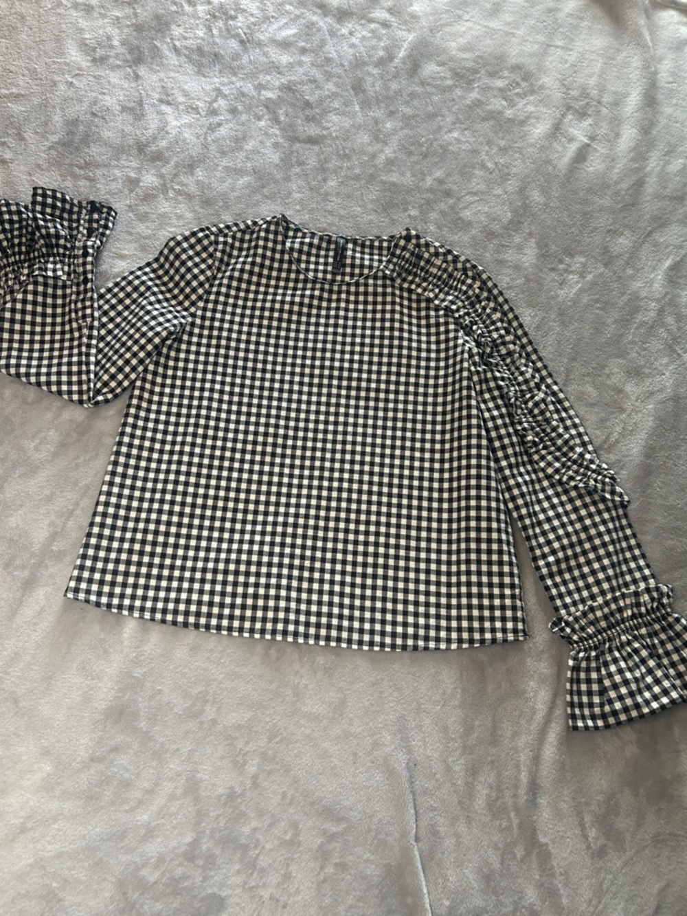 Zara Black & White Gingham Ruffle Sleeve Long-Sleeve Top